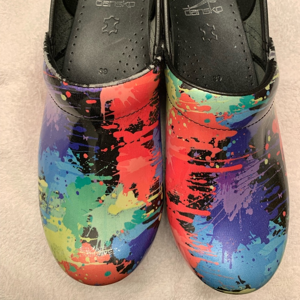 Excellent condition. Dansko size 39 (8.5)